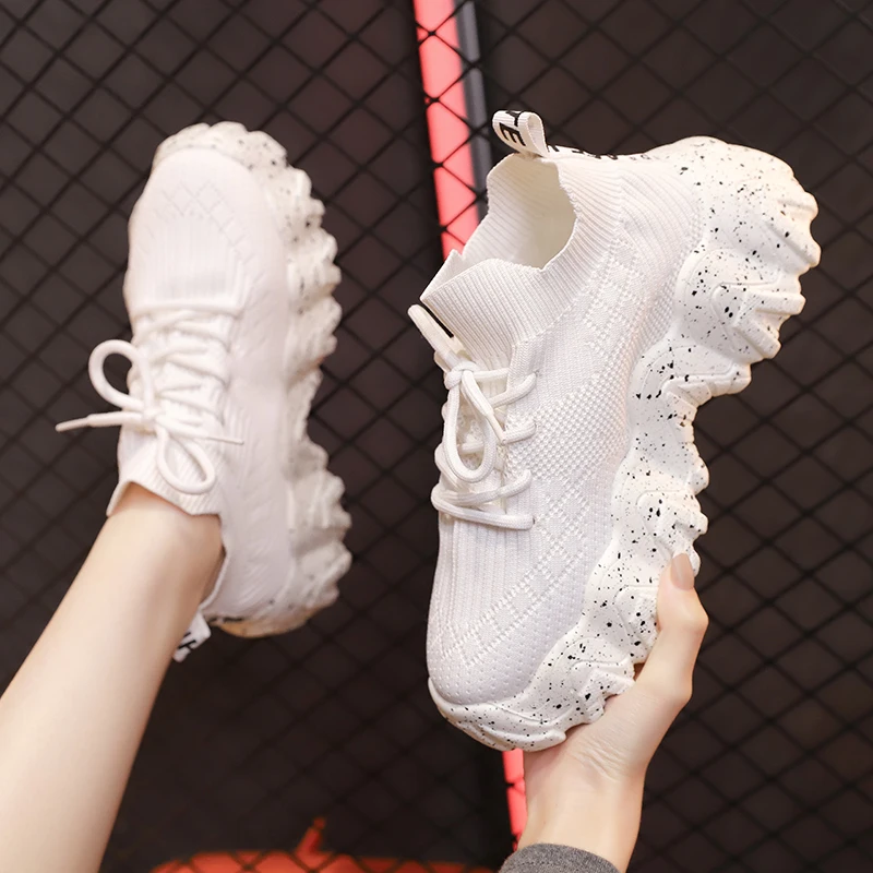 

Spring New Women Comfortable Soft Sole Sneakers Breathable Knitting Flats Woman Lightweight Slip-on Loafers Running Sports Shoes