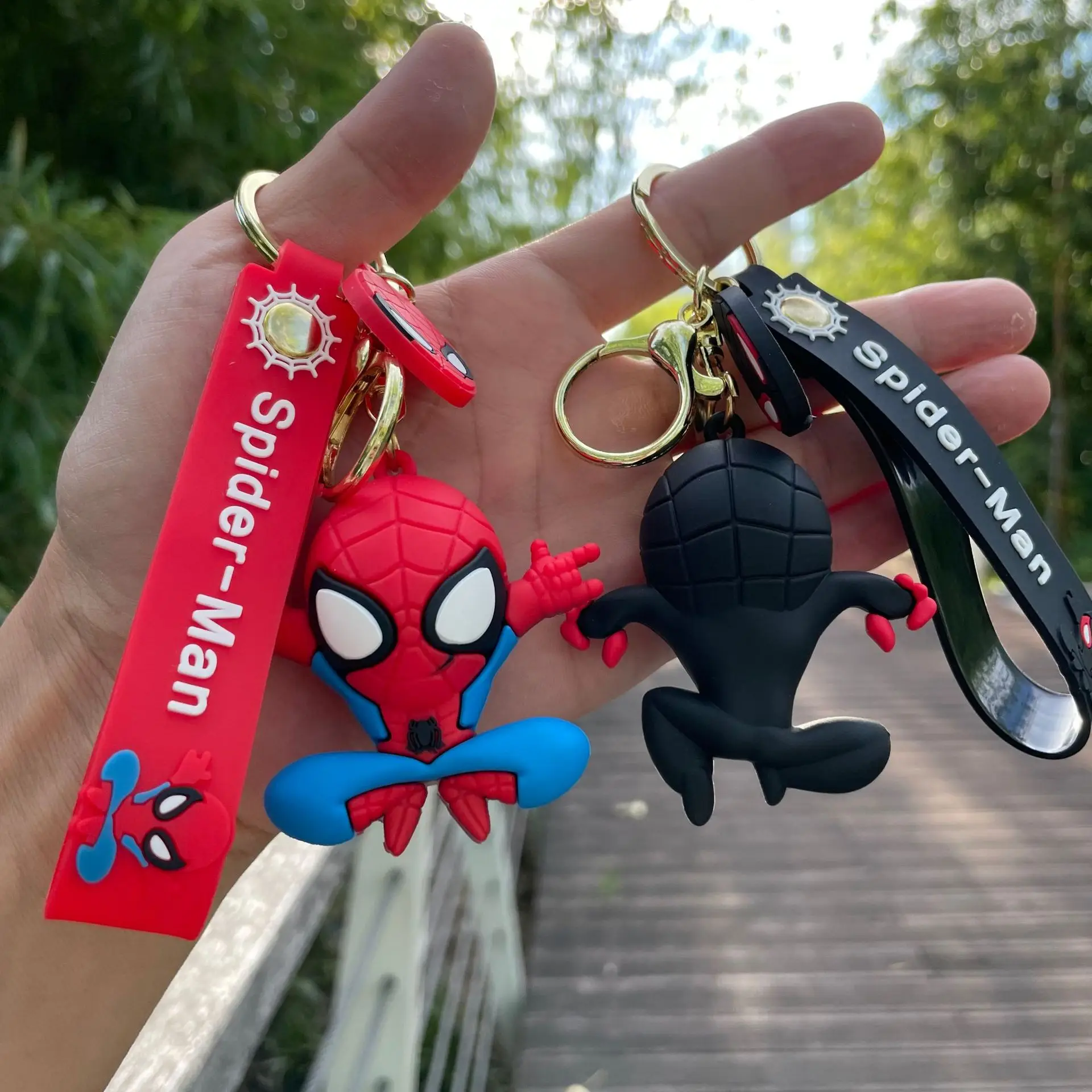 New Marvel Spider Man silicone doll keychain, internet celebrity car keychain, creative couple bag, pendant, small gift keychain