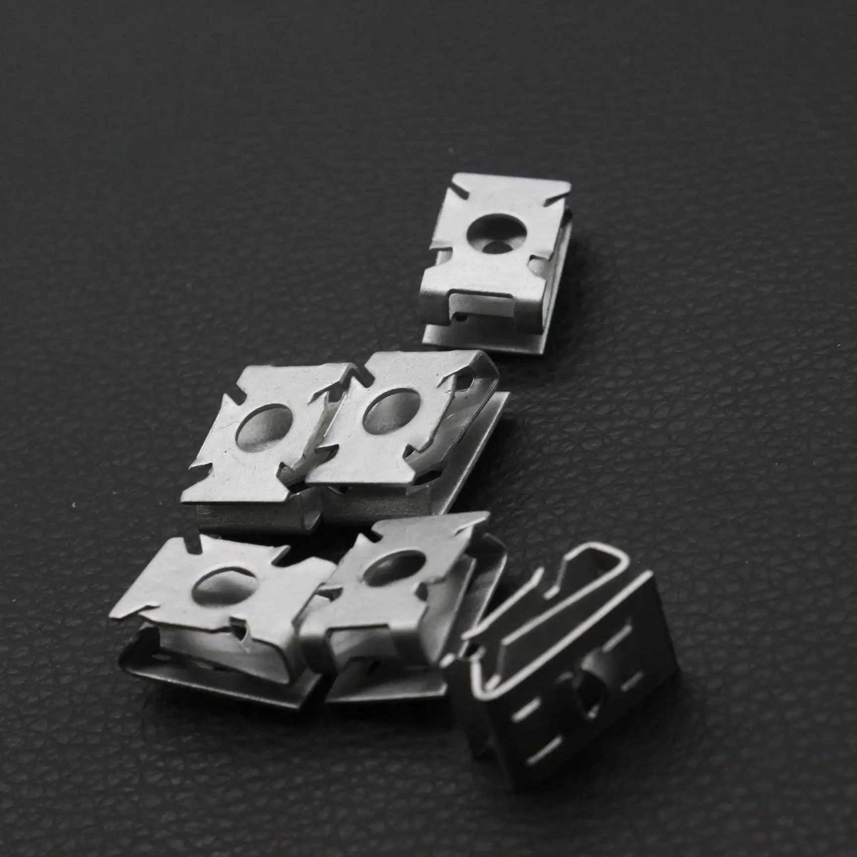 

20 Pcs Liner Shield Speed Fixing U Nut Panel Retainer Clips For Audi VW Fender Bracket Mount N-909-591-01 Silver Metal Fastener
