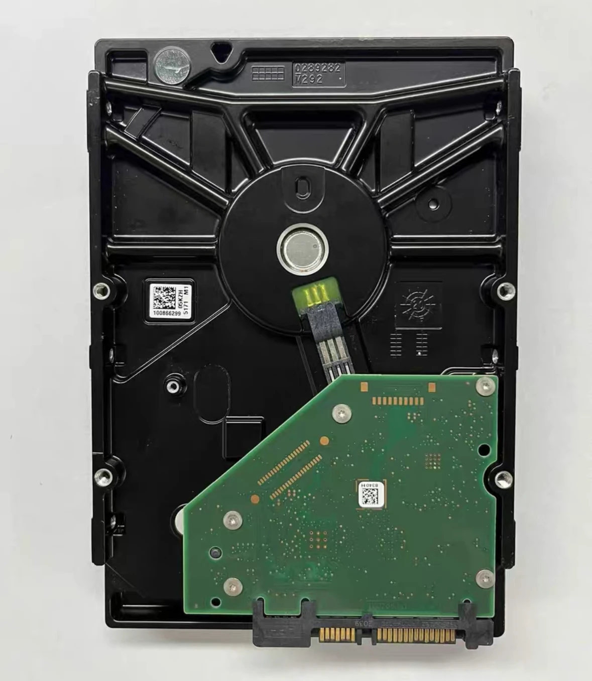 

For IronWolf ST4000NE0025 4TB SATA 128MB 7200RPM NAS desktop mechanical hard disk