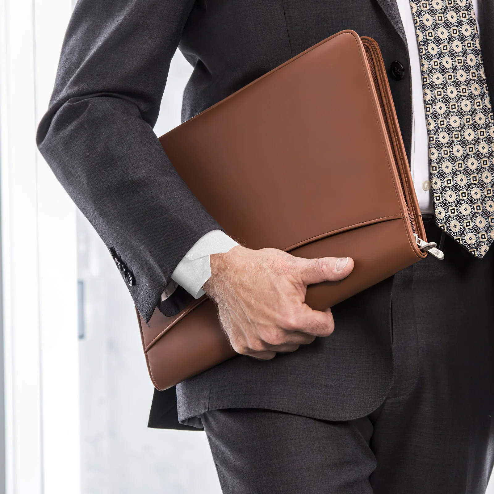 

1Pair Lace Flower Decorative Wrist Cuffs Fake Sleeves for Women Dress Accessories Simple Fashionable Sleeve Cuffs