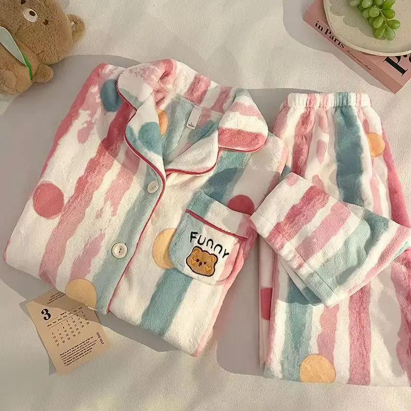 Pijamas de invierno de Hello Kitty, conjunto de pijama bonito de franela para mujer, pijamas esponjosos, pijama de felpa, Top grueso, ropa para el hogar, conjunto de dos piezas