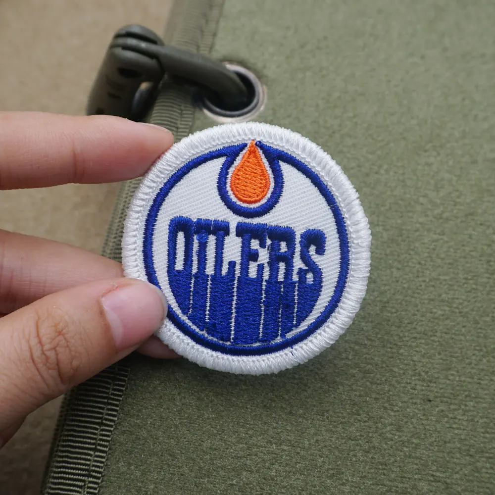 Canadian ice hockey team logo,high quality military tactical embroidery patches, labels, badges, with hooks,customizable