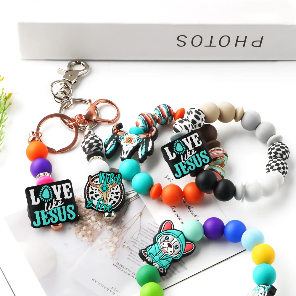 10 قطعة سيليكون التركيز حبة النص/هالوين/عيد الميلاد/مزيج الحيوان للمجوهرات أساور يدوية القلائد سلاسل المفاتيح اكسسوارات