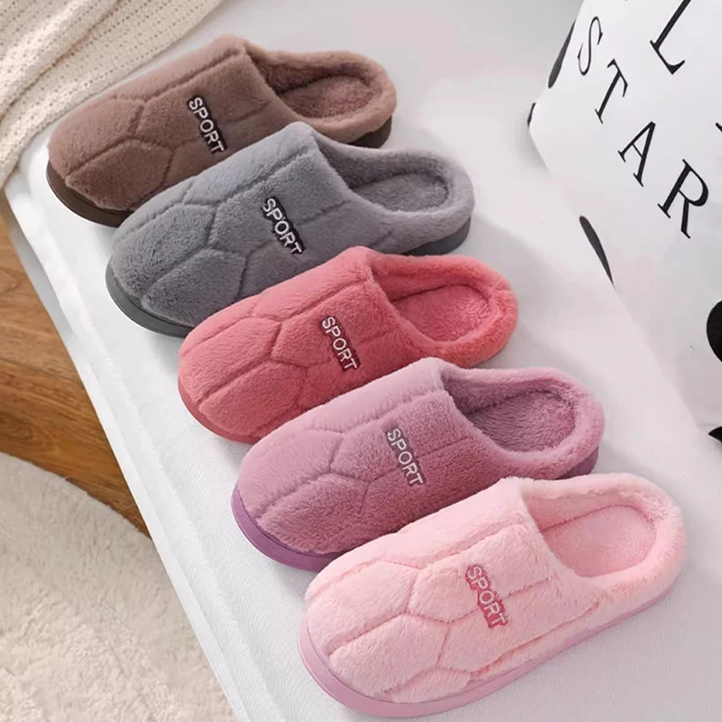 Cotton slippers for women in winter 2024 new thick soled and plush warm home wear cute men's confinement shoes for outdoor wear