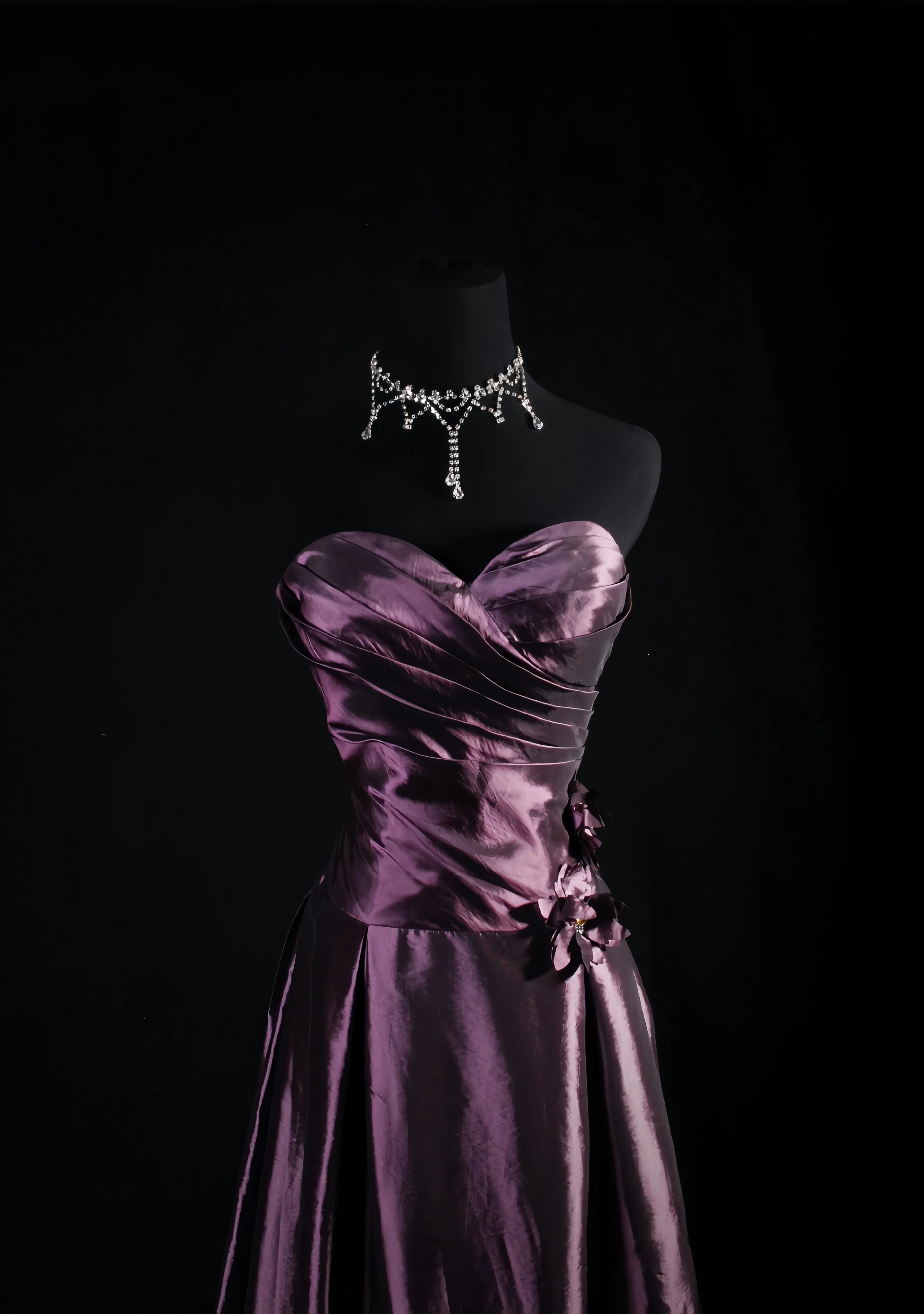 Violet Evening Dress A-line Elegant Satin Strapless Applique Backless Advanced Pleated Party Banquet Wedding Bride Prom Gowns