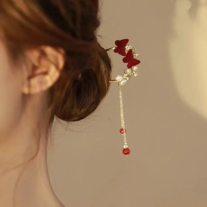 고대 스타일 새해 붉은 꽃 술 U 자형 머리핀 여성 하이 엔드 몰려 들고 합금 머리핀 우아한 Hanfu 모자를 쓰고 있죠