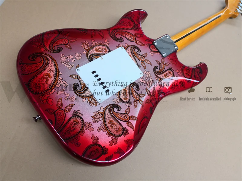 Guitare électrique en poudre métallique rouge et argentée, salariés Stra, tête jaune, manche en érable, corps en tilleul à motifs, micros SSS, 200 000