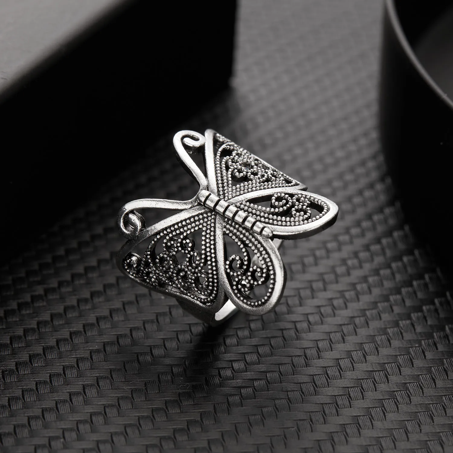 Vintage Silver Color Butterfly Ring For Women Versatile Fashion Girl Accessories Owl Angel Wing Animal Irregular Rings Jewelry