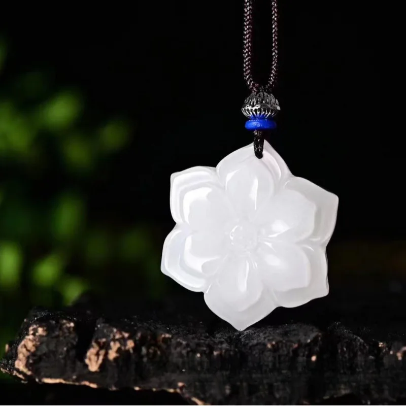 Golden Silk Jade Bauhinia Pendant, The Same Versatile Jewelry for Men and Women