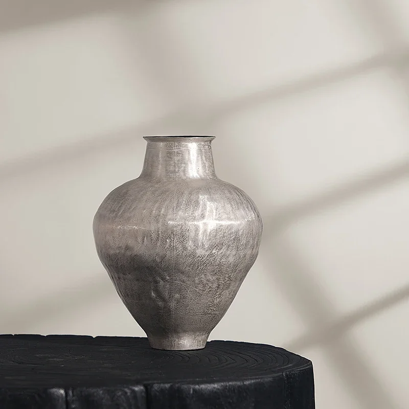 

Silver vase, handmade ceramics, Japanese-style wabi-sabi style, original niche flowers, hydroponic vase, living room decor