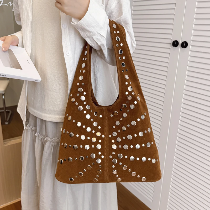 

Elegant Women Luxury Leather Tote Bag Designer Fashion Shoulder Handbag For Trendy Everyday Style
