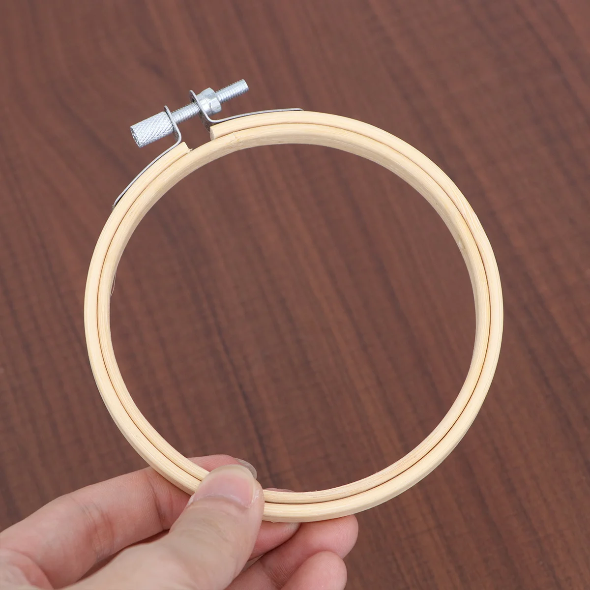 

1Pcs 13Cm Bamboo Embroidery Frame Great for DIY Embroidery Projects Sewing Crafts Quilting Handmade Circle Tool Beginner Kit