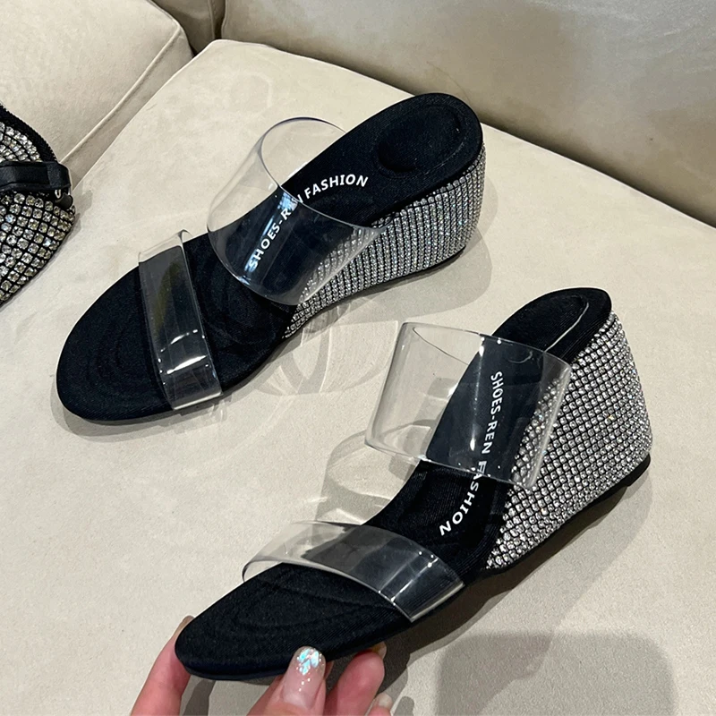 

Fashion Crystal Sequined Wedges Women Slippers Sexy Open Toe High Heels Wedding Prom Shoes Ladies PVC Transparent Sandals Slides