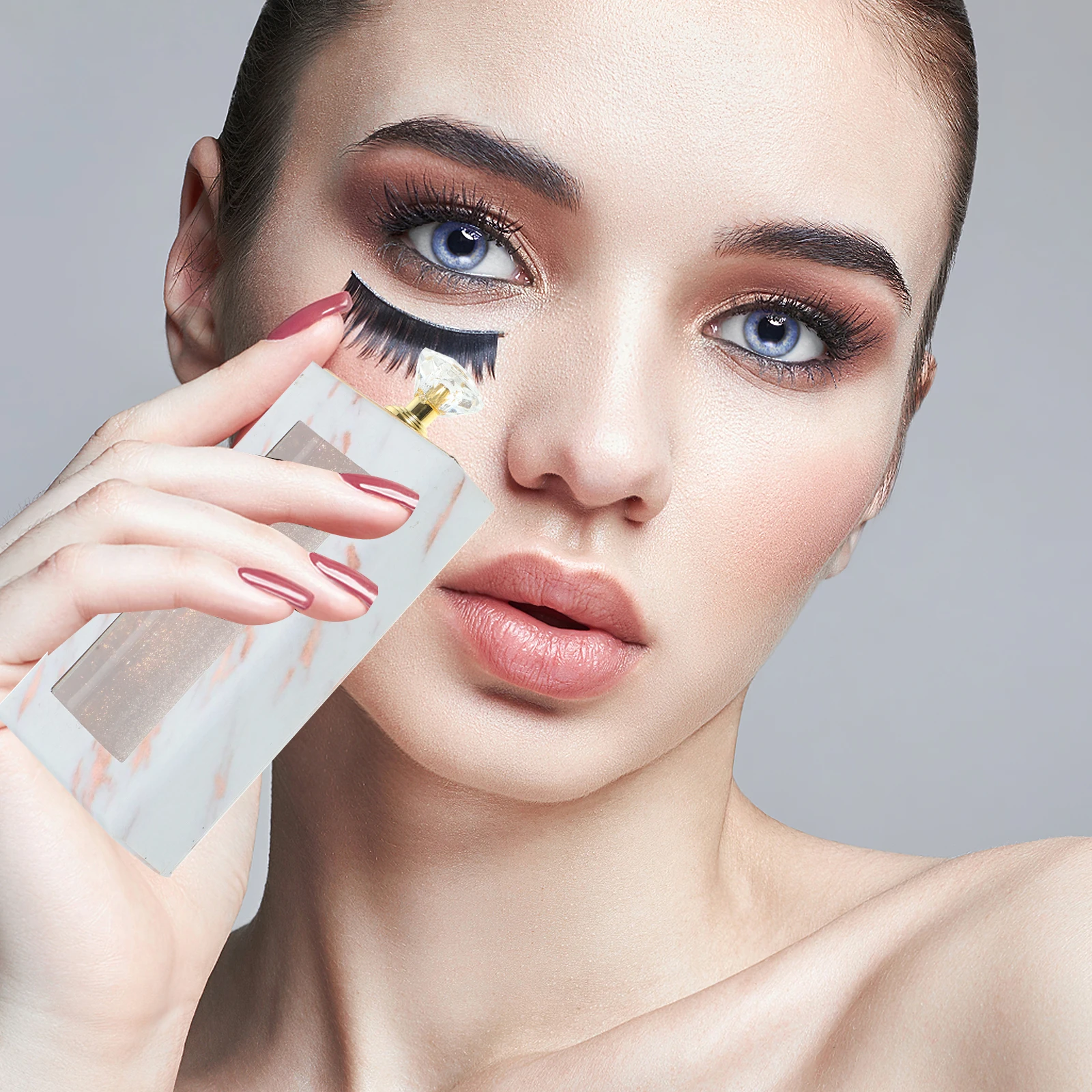 

Rectangle Shape Fake Lash Storage Box Diamond Handle Clear Window Portable Lightweight Organizer Fake Lash Cases