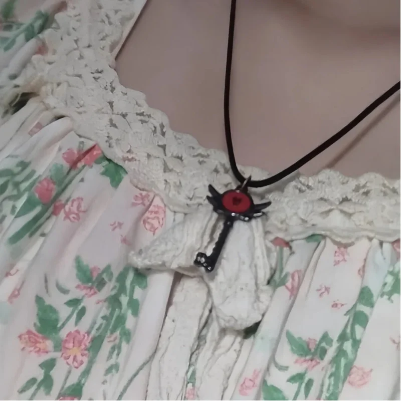 Hazbin Hotel Hell Inn clé pendentif Keekee Incarnation clé collier en métal à la mode accessoire personnalisé cadeau de vacances