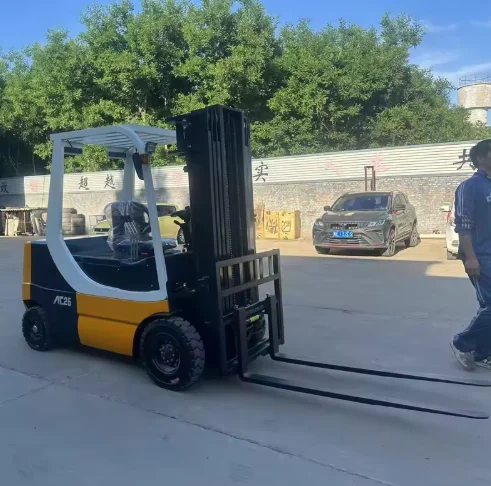 

Индивидуальный высококачественный китайский электрический вилочный погрузчик грузоподъемностью 3 тонны