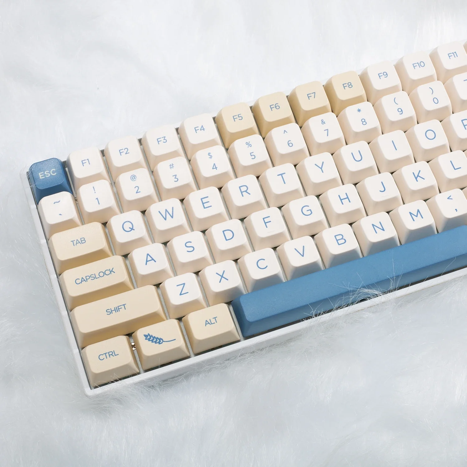 Soy milk theme keycap MDA height PBT hot sublimation milk fufu high value, suitable for most mechanical keyboards