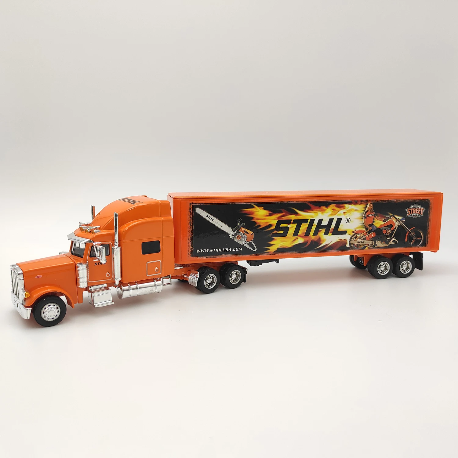 

Diecast 1/50 Scale Peterbilt 379 STIHL Alloy Truck Container Truck Semi-trailer Model Collectible Toy Gift Souvenir Display