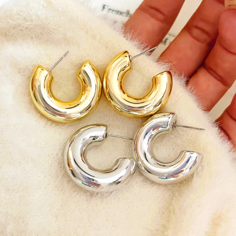 New Trendy Solid C-shaped Stud Earrings Exquisite Women's Geometry Small Earrings Personality European Rock Ear Decor aretes