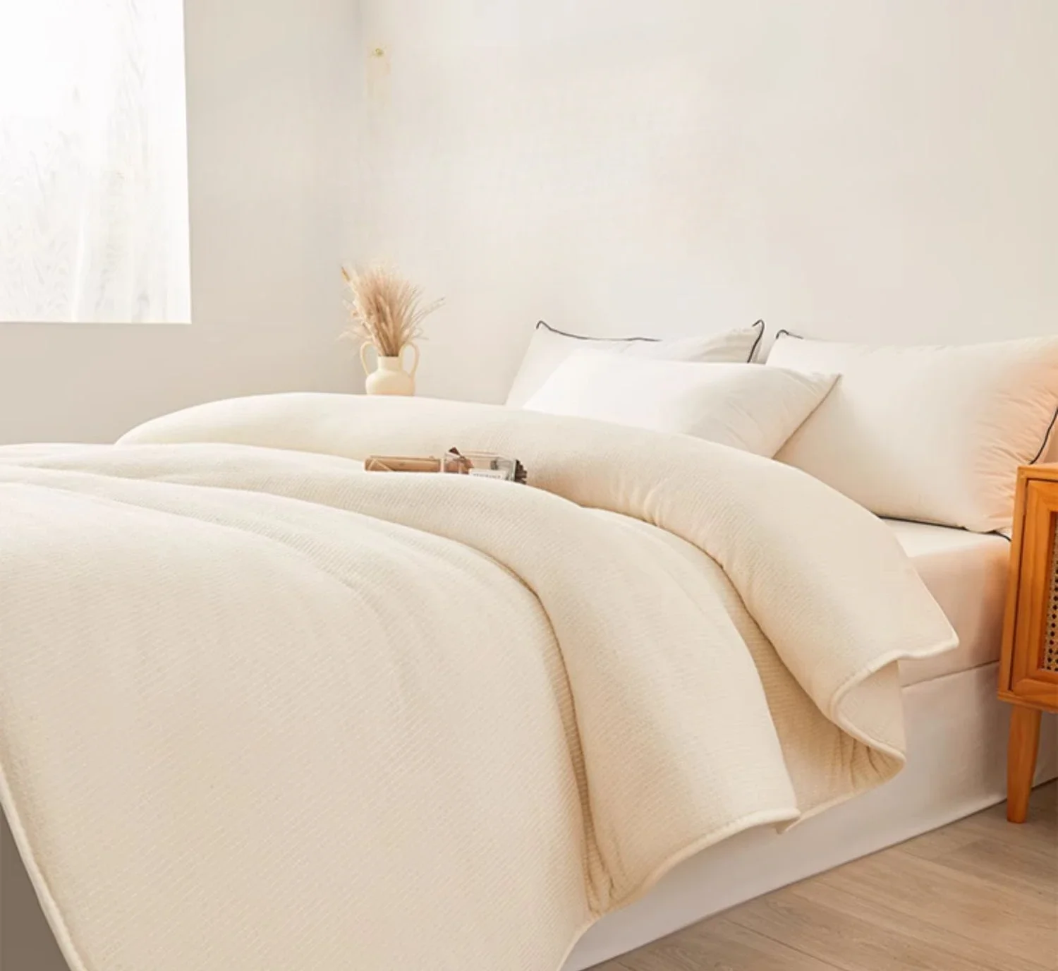 

Winter core Xinjiang quilt thickened warm dormitory single student home hotel