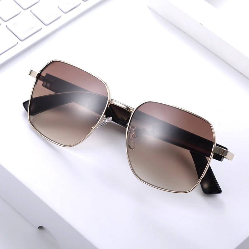 Smart Sunglasses Bluetooth glasses,Wireless HD UV Protective Lens Eyewear Waterproof Speaker,listen to songs, talk sunglasses