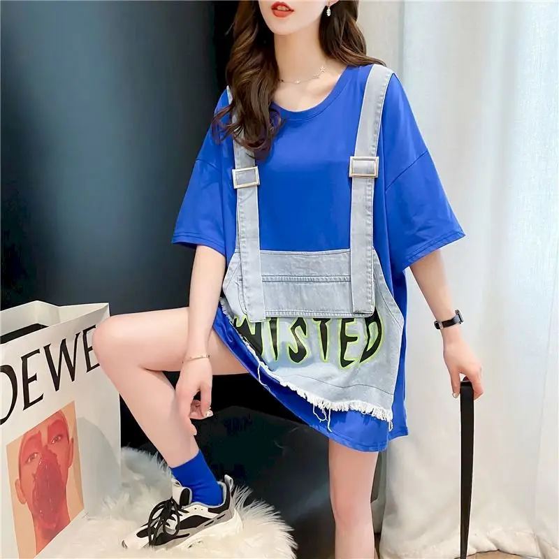 Moda t-shirty damskie fałszywe dwuczęściowe Denim szwy T-shirt lato z krótkim rękawem modne bluzki luźne Kawaii ubrania koreańska koszulka