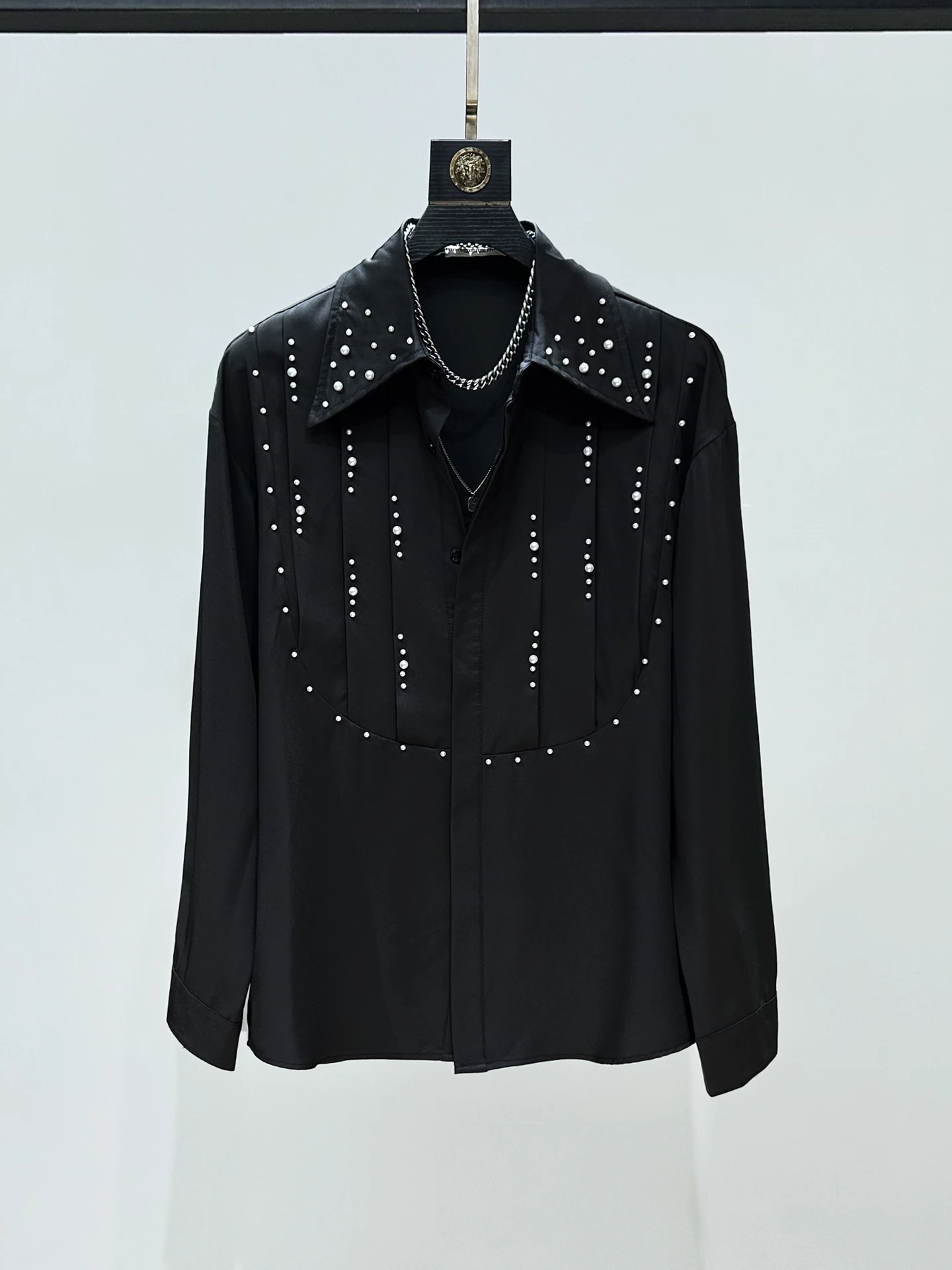 

Original Faionable Long Sve Men's irt Pearl Embellied Design Bla Luxury Sensation Casual Youth Sle Polyester Fiber