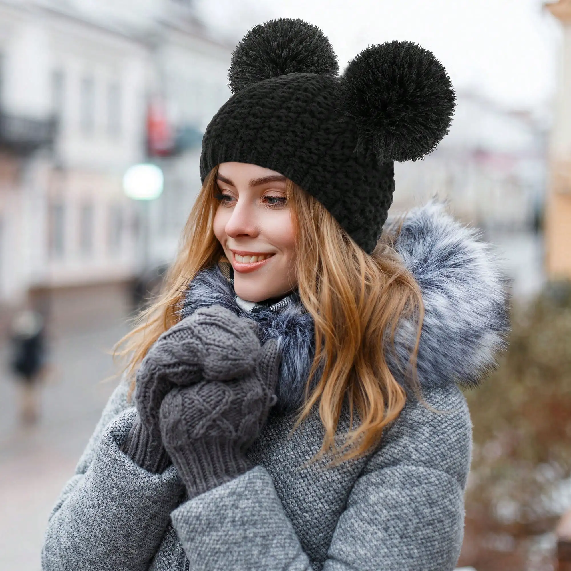 Pom Beanie Women's …