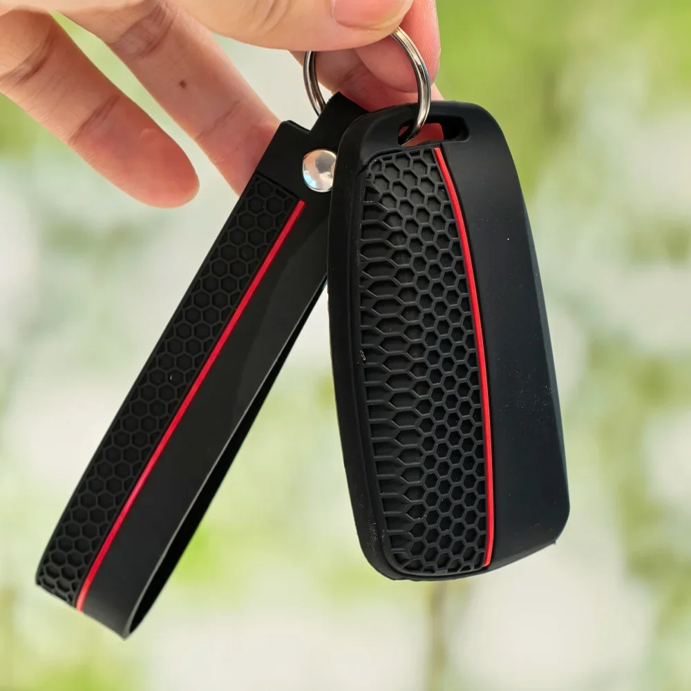 Silicone Style Car Key Case Cover For Audi A4 A4L A5 Q5 Q7 TT TTS 8S B9 A6 8W 4M S4 S5 S7 TFSI RS Fashion Keychain Shell