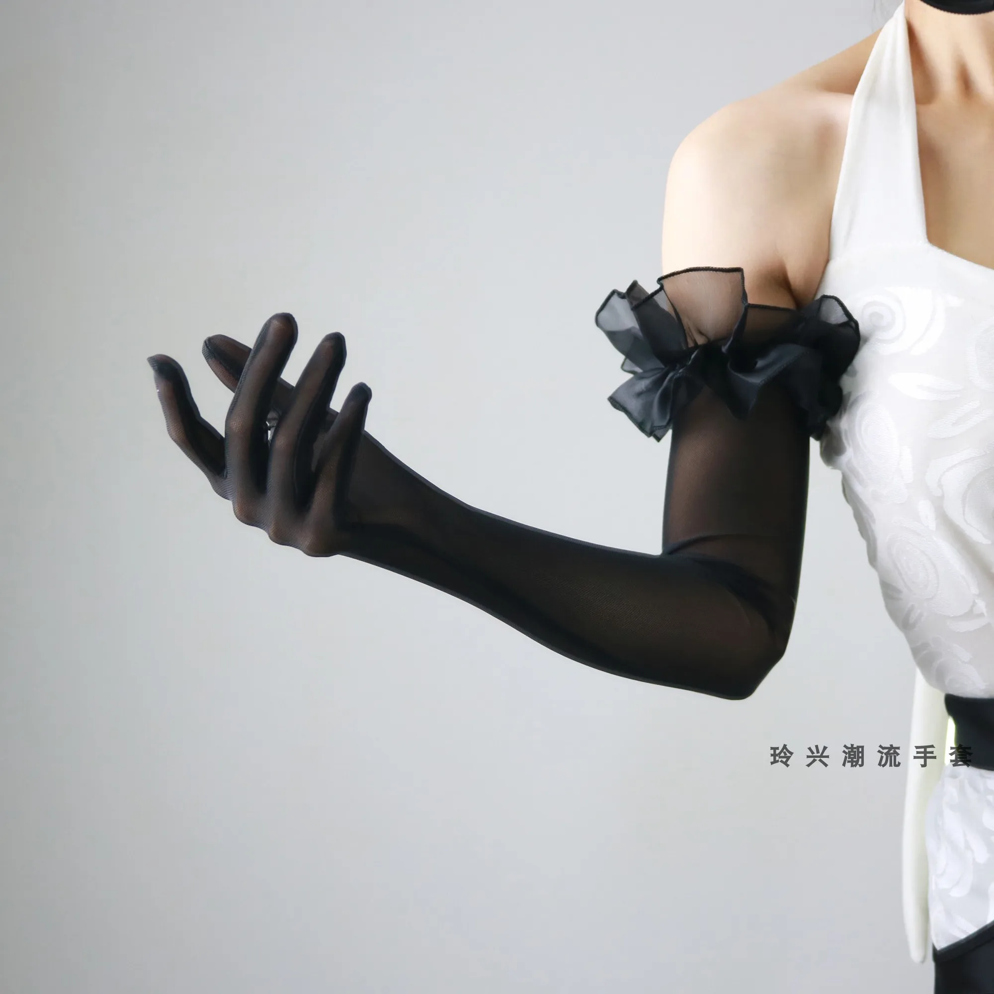55cm lange Mesh-Handschuhe, sexy Spitzenmanschetten, perlenbesetzt, schwarz, transparent, dünn, für Hochzeiten, Latein, Damen, Sonnenschutz-Ärmel, Sommerhandschuhe, elegant – Detail 34