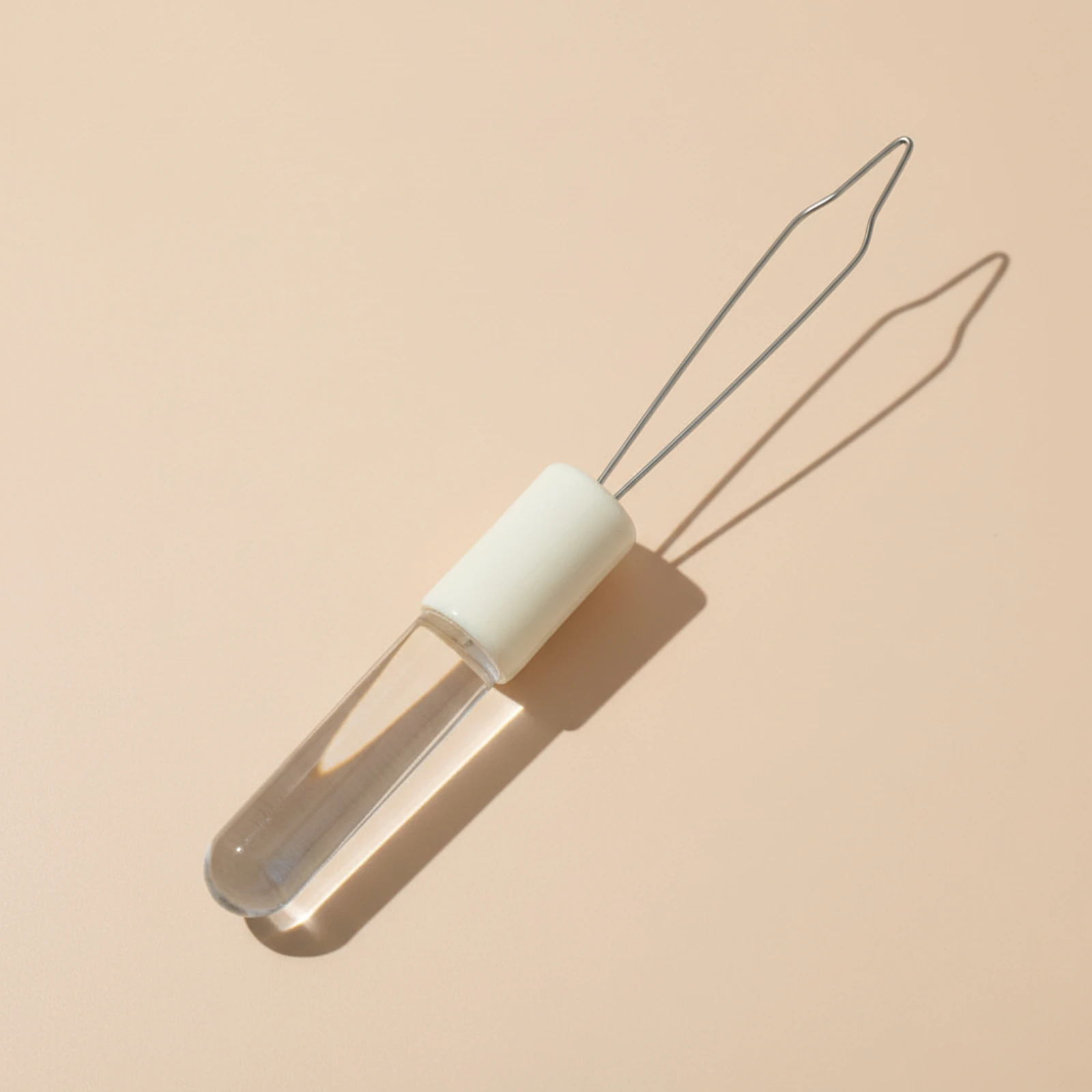 Button Hook Non-Slip Grip Button Hook with Zipper Pull Handheld Dressing Tool with Acrylic Handle Travel-Friendly