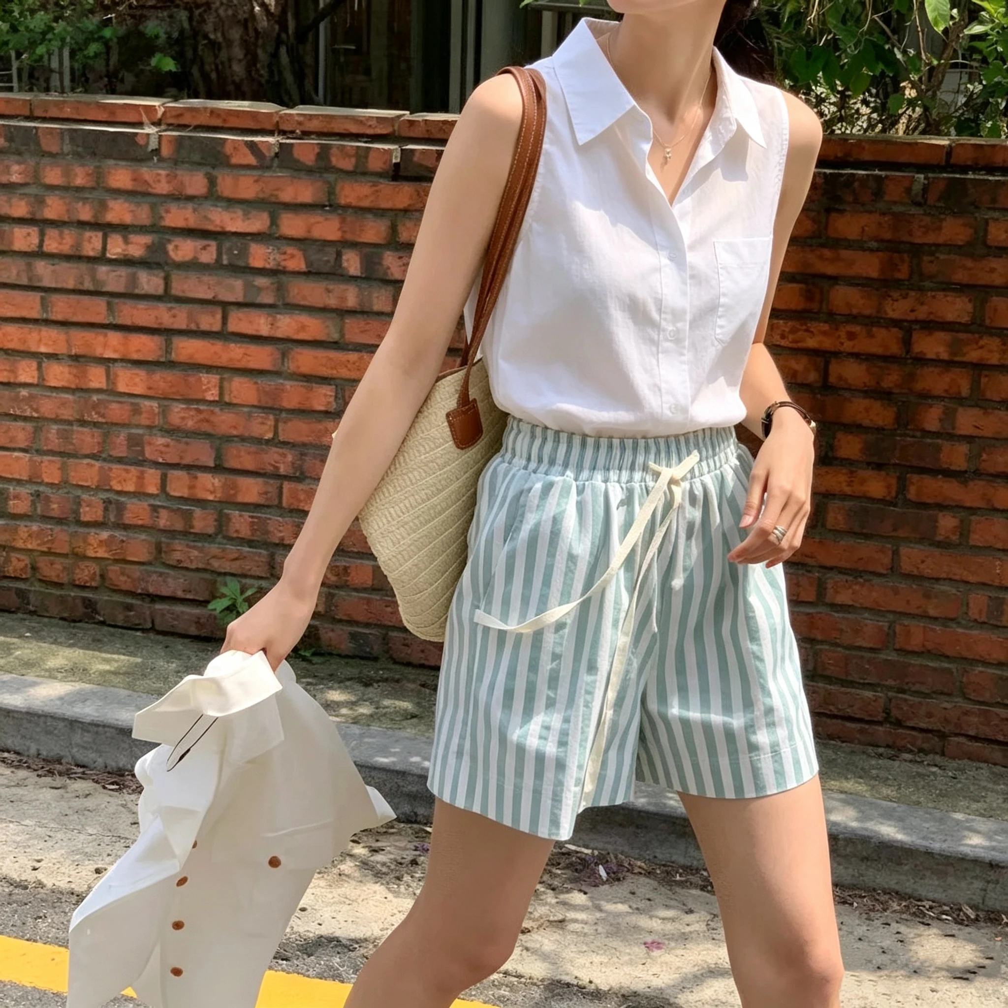 

Korean Style Versatile Summer Striped Casual Pants Drawstring Elastic Waist Shorts for Women All Seasons Wear