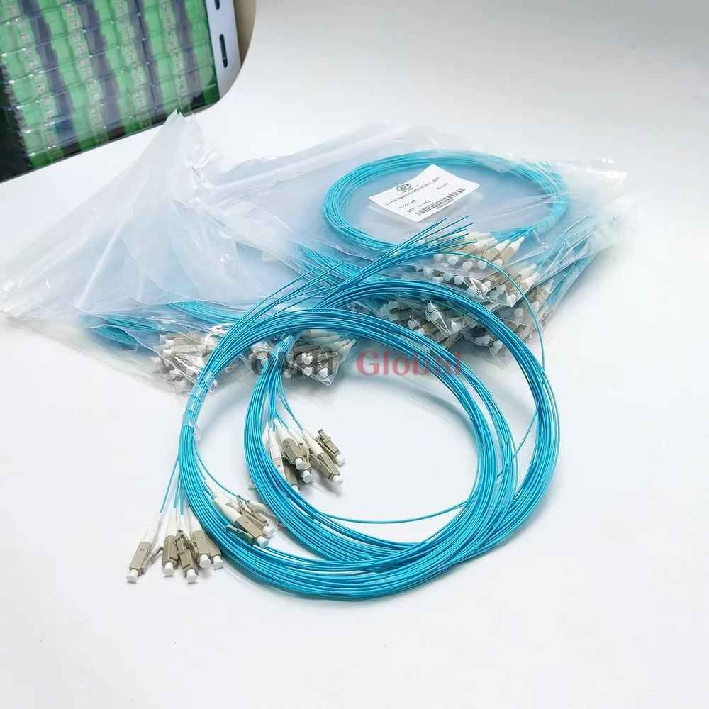 Fiber Optic Pigtail 0.9Mm MM Simplex LSZH 10 Gigabit Multimode OM3 LC-UPC 100Pcs Lot FTTH