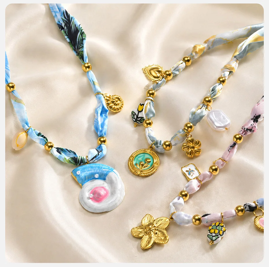 Vnox Boho Keramik-Blumenherz Imitationsperlen-Seidenschal-Halskette, vergoldete Harz-Muschel-Anhänger Schlüsselbeinkette Strand-Schmuck – Detail 6