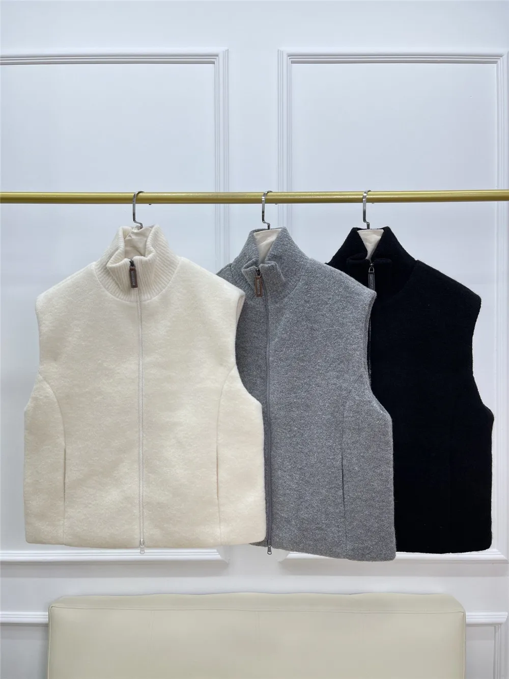 24 Autumn Winter Cashmere Sleeveless Vest Coat Chain Stand Collar Zipper Goose Down Waistcoat