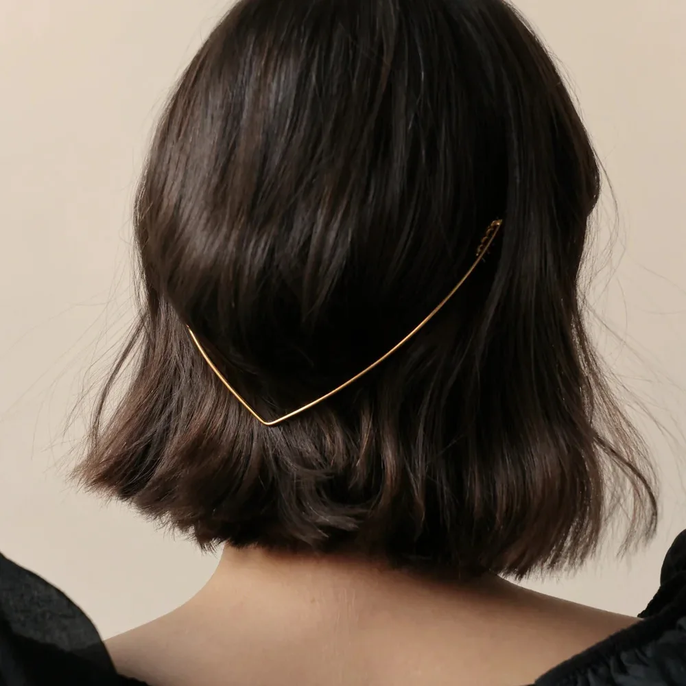 Graceful V Shape Metal Hair Comb for Women High Quality Headdress Jewelry Elegant Headband Bridal Head Accessories Handmade Gift