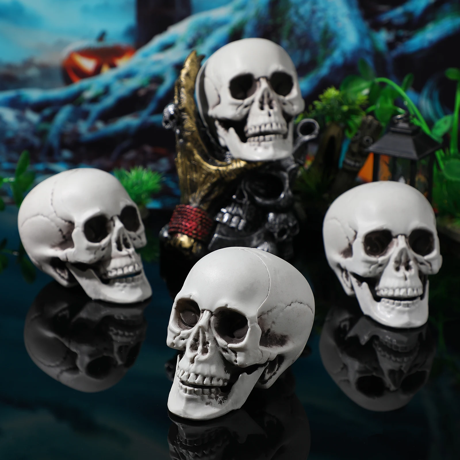 

6pcs Halloween Skull Spooky Plastic Large Size Scary Props Halloween Skull Accessories Party Accessory Ornament
