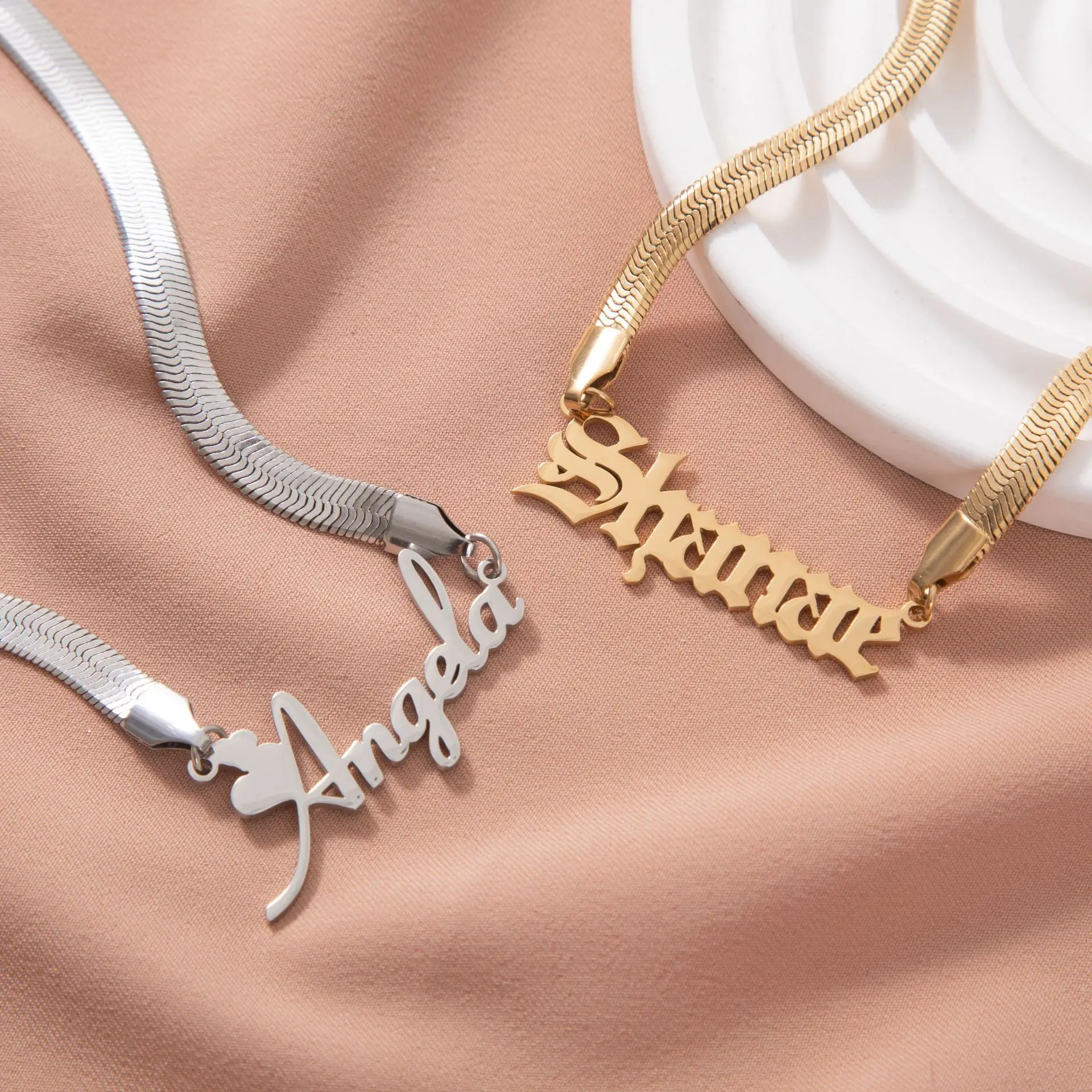 Necklace Custom Snake Chain Necklace Name Personalized Nameplate Necklace Ladies Mom English Name Jewelry Gifts Personality