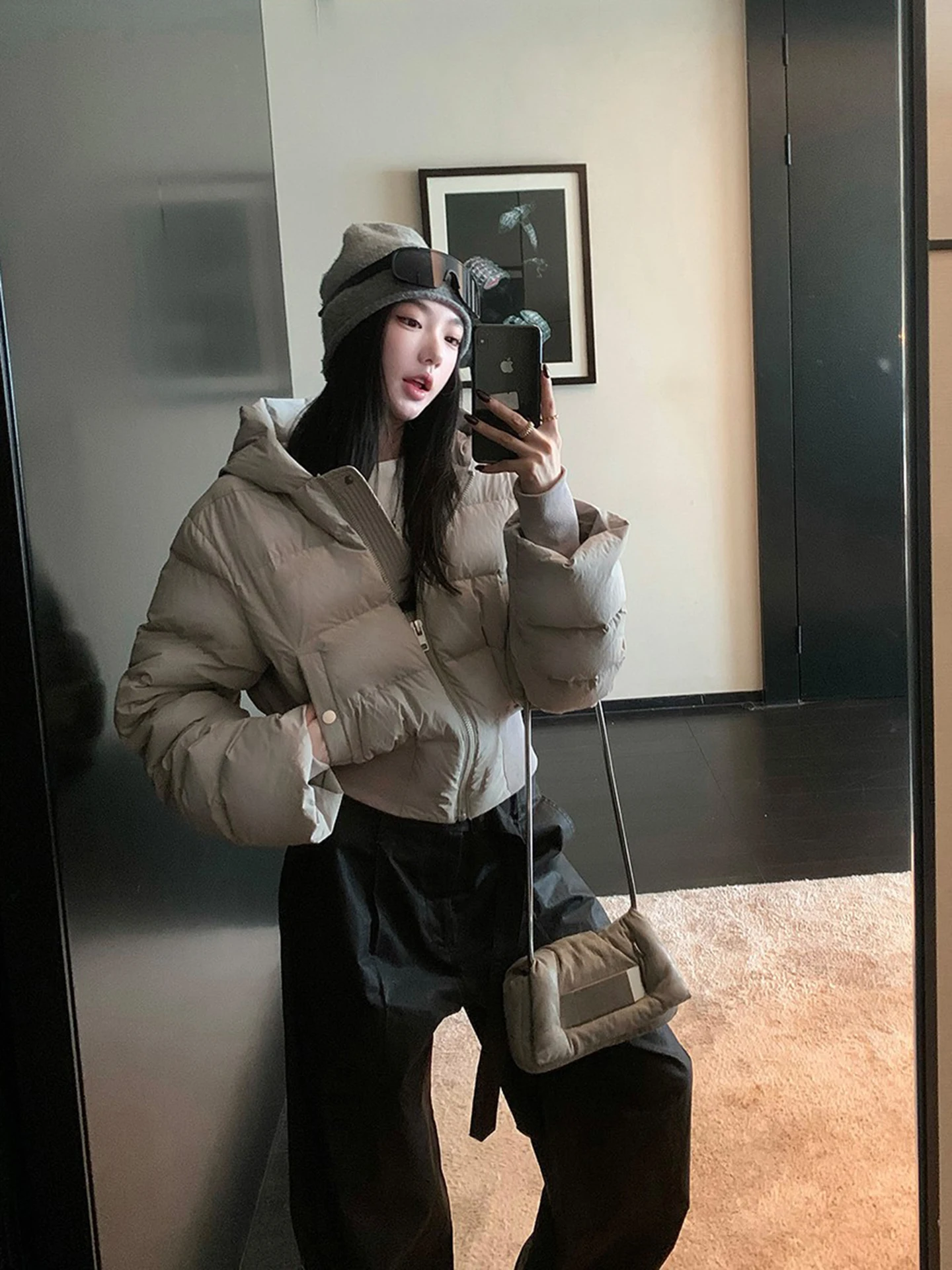 

Kendall Jenner Inspired Hooded White Duck down Jacket Women's Short Style Warmth Fashion Winter New Arrival Commute Style