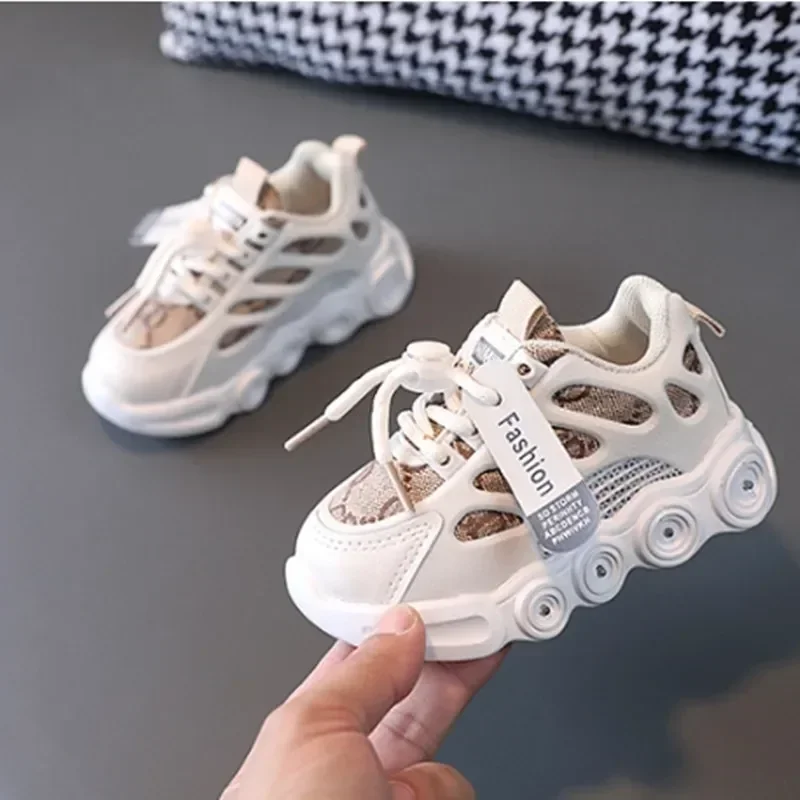 Sneakers Kids Fashion LED Light Shoes Letter Webbing Mesh Breathable1-6years Old Luminous Shoes Casual Sports Shoes Boys Shoes