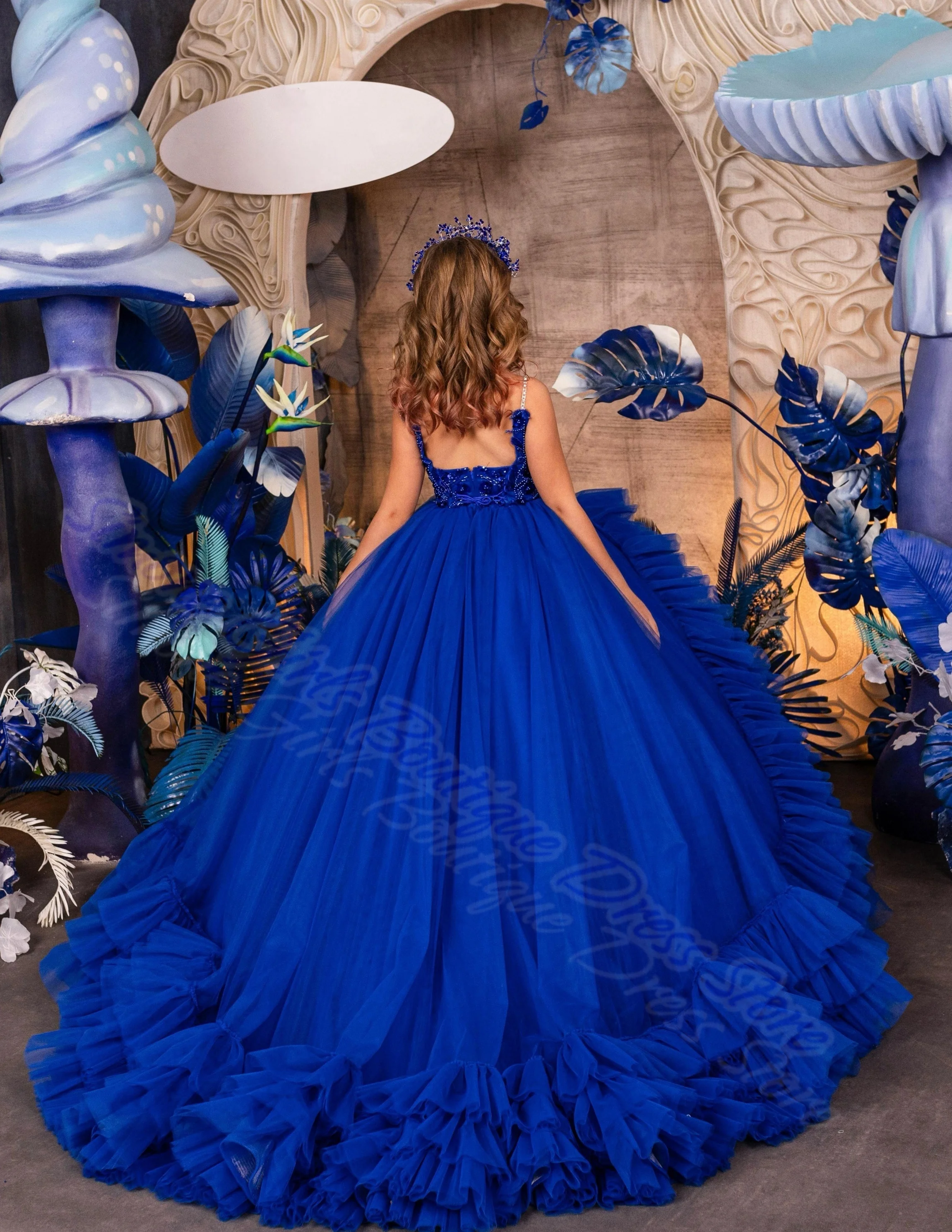 فستان الأميرة الأنيق بدون ظهر/مطرز بالترتر الأزرق فستان فتاة الزهور لحفلات الزفاف وحفلات الاستقبال الرسمية والجمال