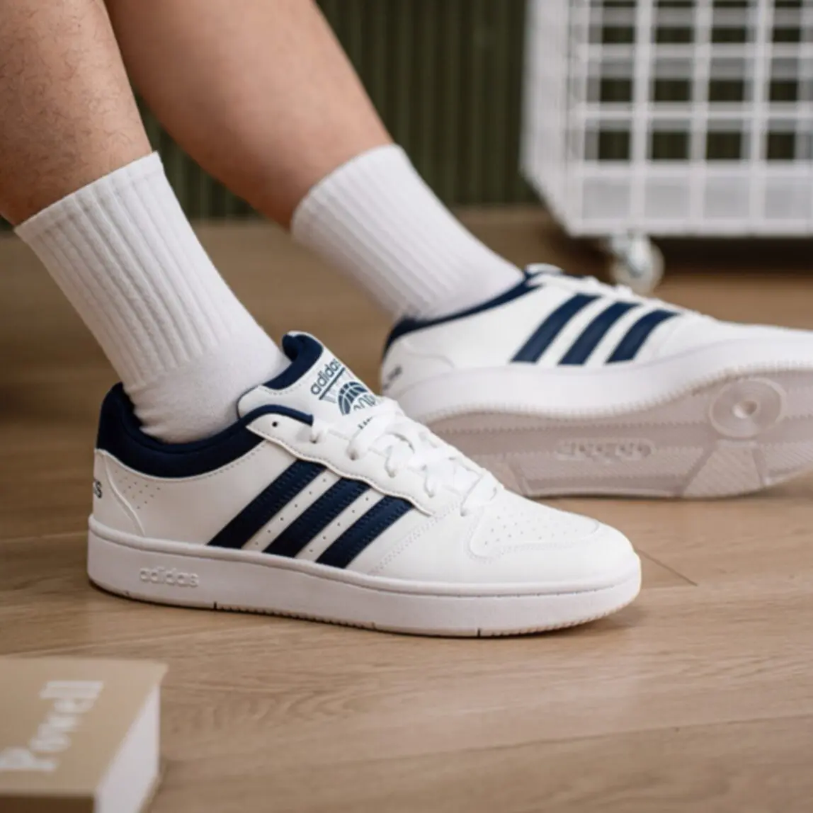 2026 Neue Adidas KI1058 Weiß-Marineblau Low-Top Sneakers mit Synthetischem Obermaterial und Gummisohle Trendige Street-Skate Freizeitschuhe – Detail 5