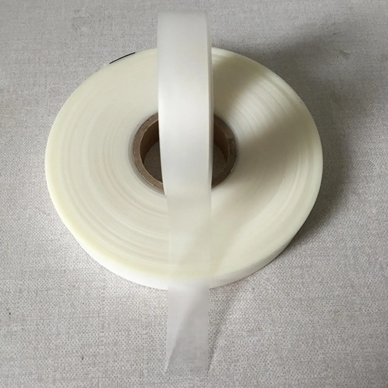 Nastro sigillante per giunture di larghezza 25 mm Ferro termofusibile su nastri di riparazione per fusione per rivestiti in PU