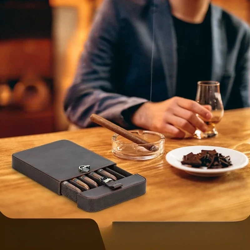 

Кожаный портсигар в старом стиле — дизайн с 6 ящиками для сигар, кожа Crazy Horse, контроль влажности с блокировкой