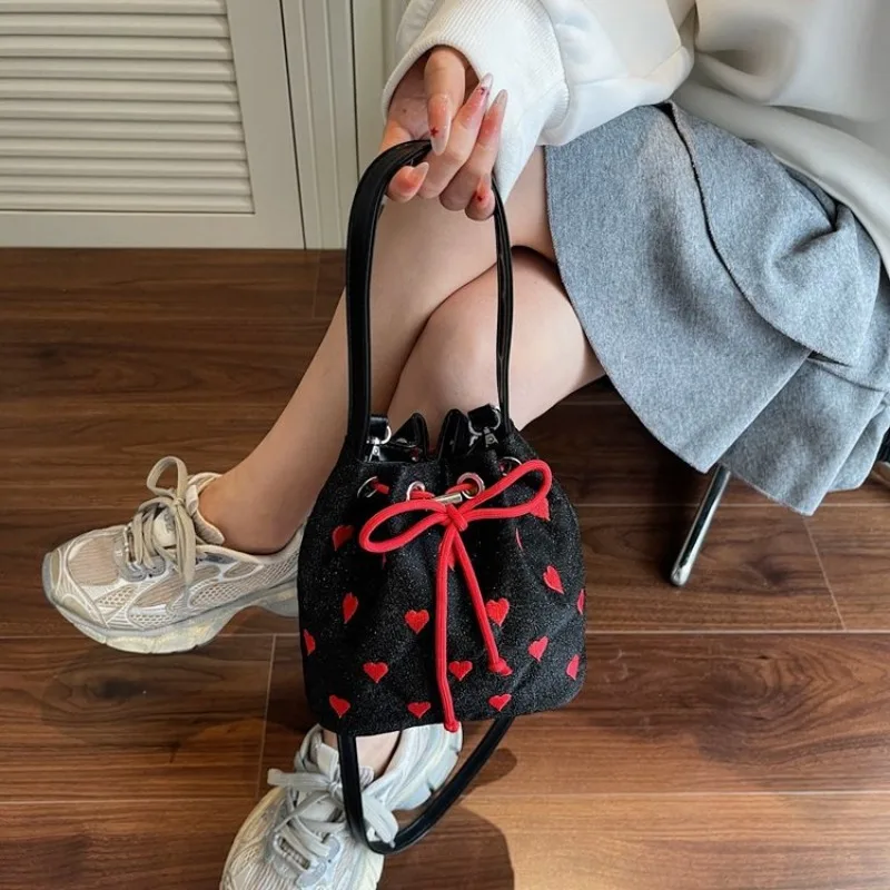 

Elegant Simple Tote For Women Fashionable Crossbody Handbag Unique Vintage Shoulder Bag Also Functions As A Versatile Diaper Bag