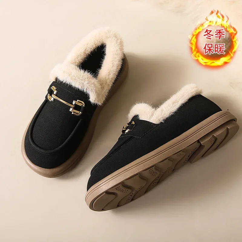 Stivali da neve piatti da donna Outdoor Slip-on caldi mocassini in peluche scarpe in cotone donna Casual Comfort Soft Flat mocassini invernali