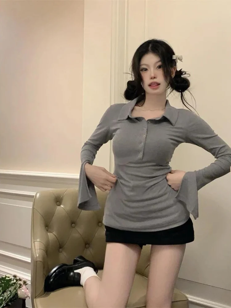 

Японская повседневная черная футболка для женщин, весенне-осенние облегающие топы Y2k, эстетичная новая футболка 2025, простая рубашка