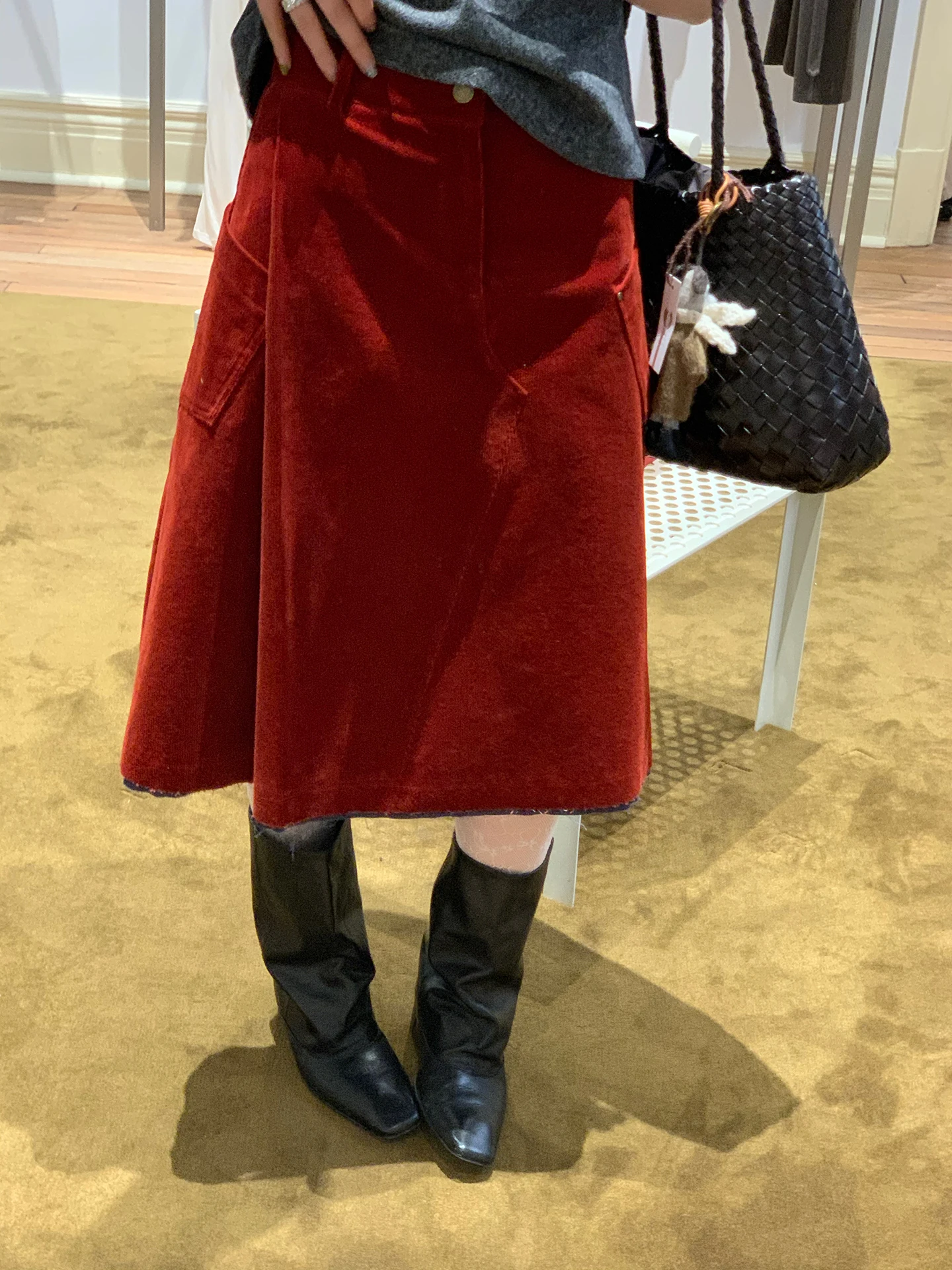 

Юбка Le Rouge миди с асимметричным разрезом, вельветовая, средней длины, женская, модная, для повседневной носки, винтажная, из смесового хлопка