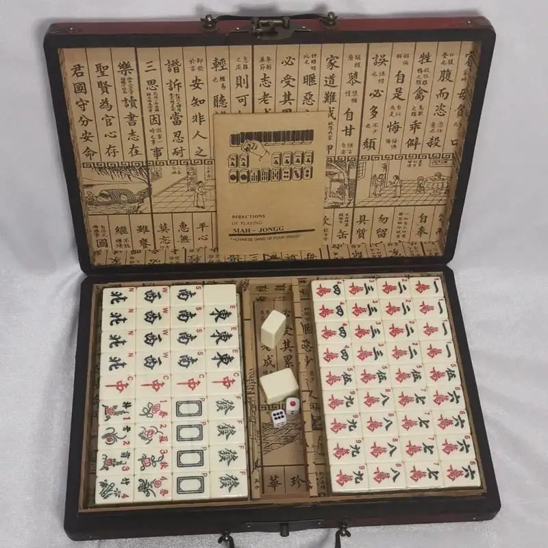 Chinese Style Special Gift for Foreigners English Antique Retro Mahjong Box